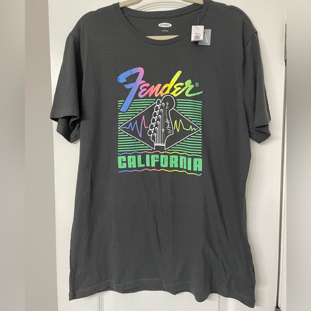 Old Navy fender t-shirt NWT